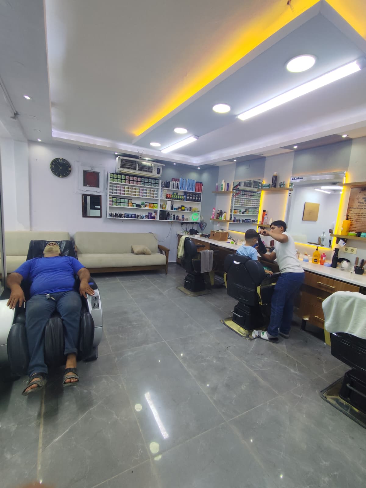 Kandemir Erkek Kuaförü