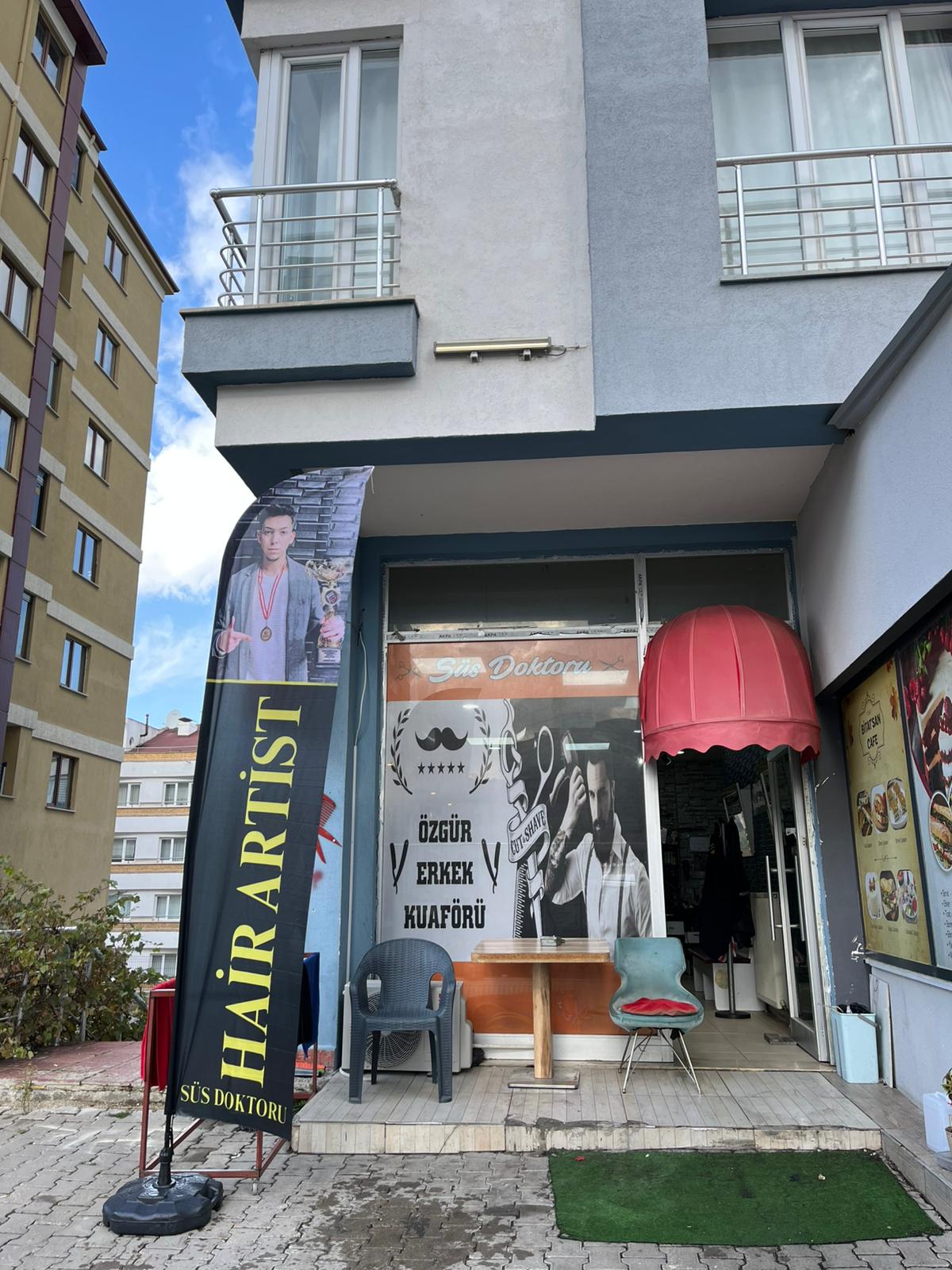 Özgür 3 Erkek Kuaförü Süs Doktoru Hair Design